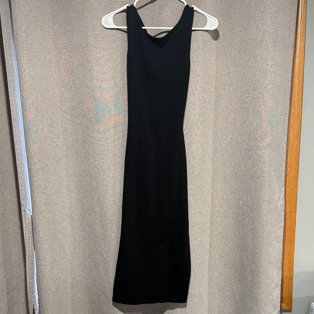 Elegant Black Soft Sleeveless Dress